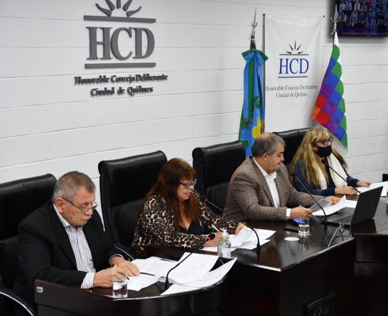 HCD: Asamblea de concejales y mayores contribuyentes