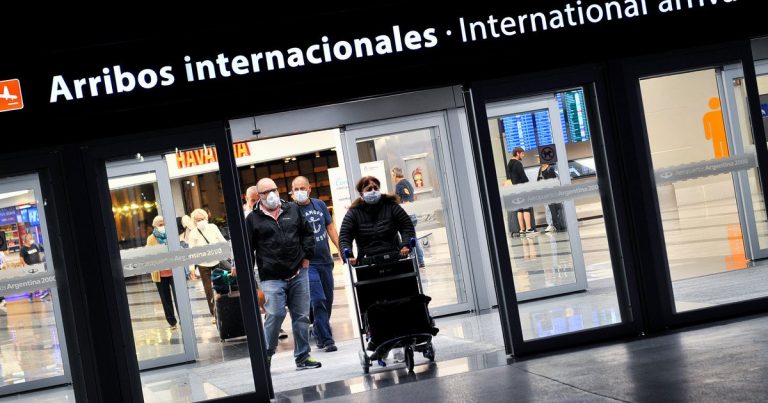 El Gobierno nacional suspendió destinos y redujo vuelos con Europa